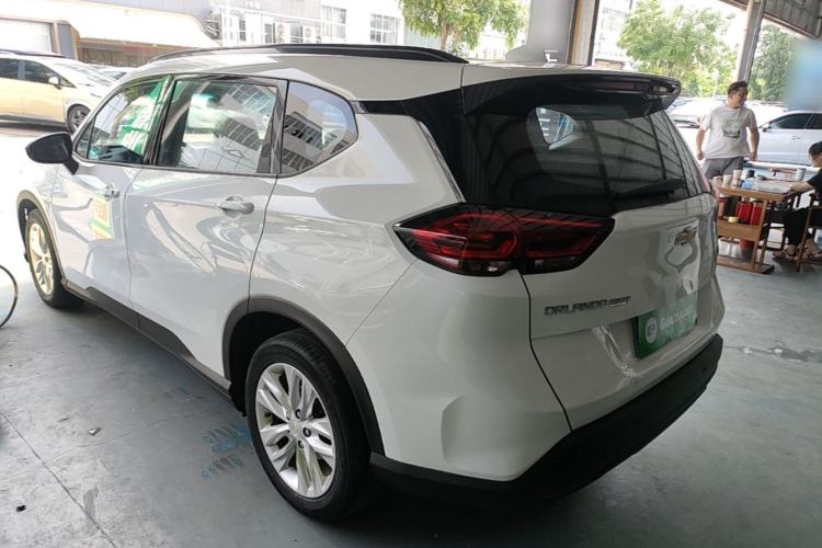 Used Chevrolet Orlando 2019 530T Automatic Luxury Edition (5+2 Seater) – China VI Standard Rear Left 45 Deg