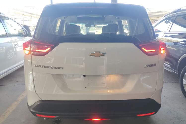 Used Chevrolet Orlando 2019 530T Automatic Luxury Edition (5+2 Seater) – China VI Standard Rear