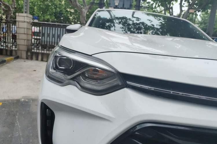 Used Chevrolet Orlando 2019 530T Automatic Luxury Edition (5+2 Seater) – China VI Standard Right Front Headlight