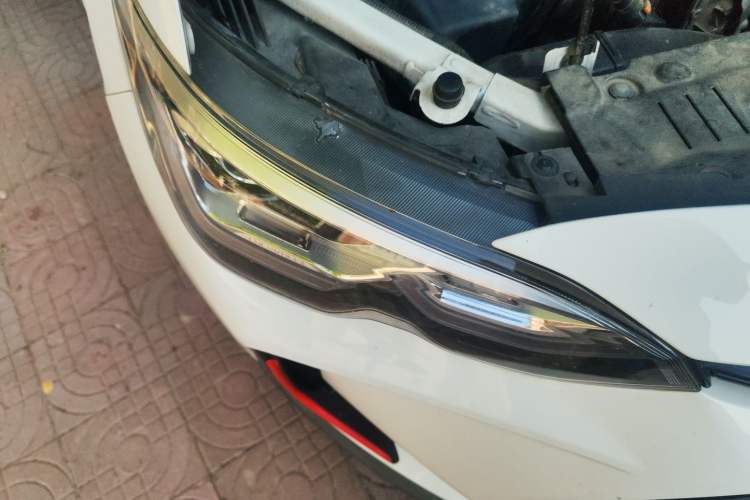 Used Chevrolet Orlando 2019 Redline 530T Automatic Enjoyment Version (5+2 Seating) China VI Right Front Headlight