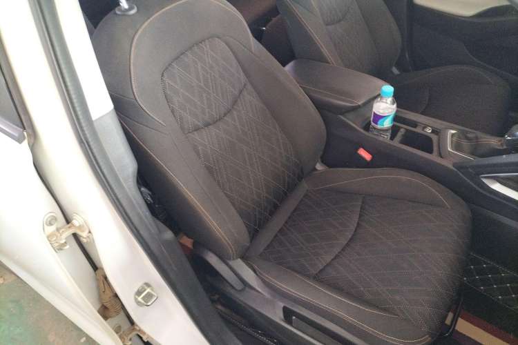 Used Chevrolet Orlando 2019 530T Automatic Luxury Edition (5+2 Seater) – China VI Standard Right Front Seat