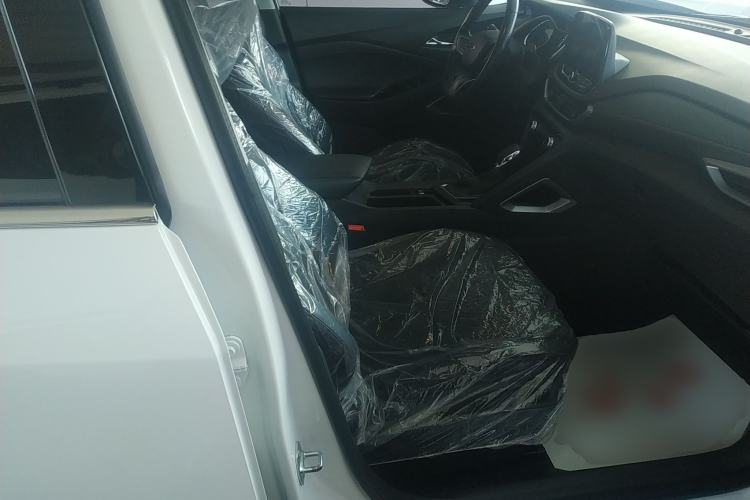 Used Chevrolet Orlando 2019 Redline 530T Automatic Enjoyment Version (5+2 Seating) China VI Right Front Seat