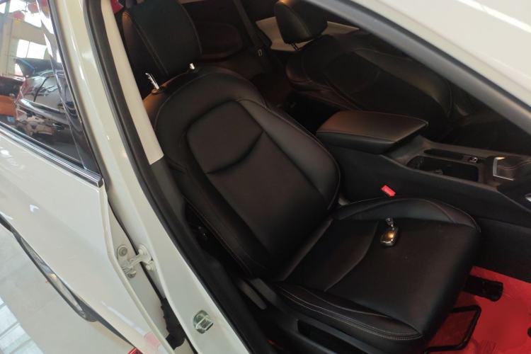 Used Chevrolet Orlando 2019 530T Automatic Luxury Edition (5+2 Seater) – China VI Standard Right Front Seat