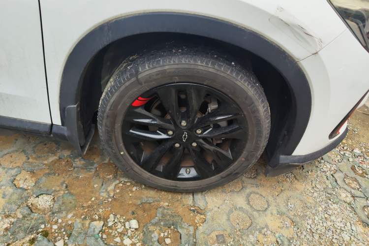 Used Chevrolet Orlando 2019 Redline 530T Automatic Enjoyment Version (5+2 Seating) China VI Right Front Wheel Hub