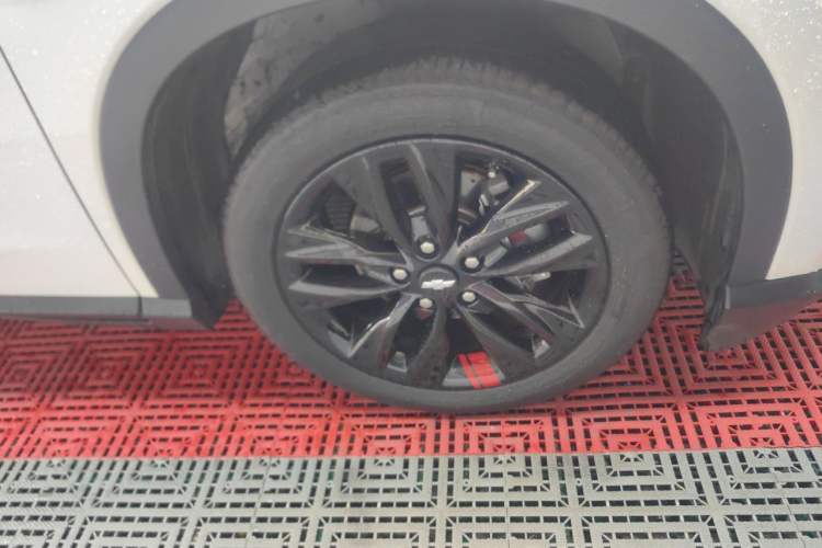 Used Chevrolet Orlando 2019 Redline 530T Automatic Enjoyment Version (5+2 Seating) China VI Right Front Wheel Hub