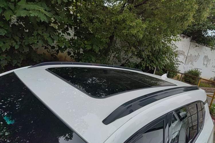 Used Chevrolet Orlando 2019 Redline 530T Automatic Enjoyment Version (5+2 Seating) China VI Roof