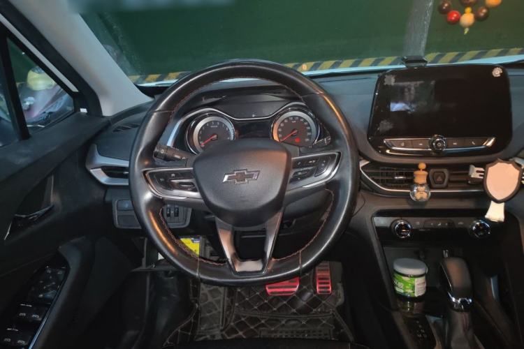 Used Chevrolet Orlando 2019 530T Automatic Mickey Custom Edition (5+2 Seats) – China VI Standard Steering Wheel