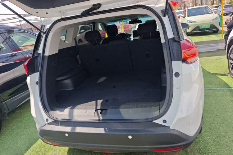 Used Chevrolet Orlando 2019 530T Automatic Luxury Edition (5-seat model) China VI Trunk