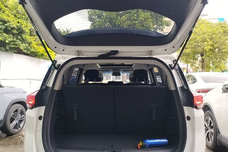 Used Chevrolet Orlando 2019 Redline 530T Automatic Enjoyment Version (5+2 Seating) China VI Trunk
