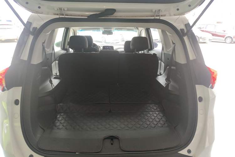 Used Chevrolet Orlando 2019 530T Automatic Luxury Edition (5+2 Seater) – China VI Standard Trunk