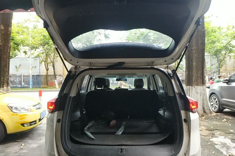 Used Chevrolet Orlando 2019 Redline 530T Automatic Luxury Edition (5-seat model) – China VI Standard Trunk