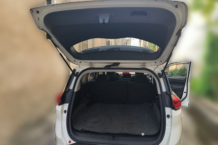 Used Chevrolet Orlando 2019 Redline 530T Automatic Enjoyment Version (5+2 Seating) China VI Trunk