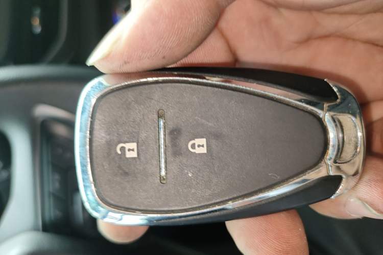 Used Chevrolet Orlando 2019 530T Automatic Luxury Edition (5+2 Seater) – China VI Standard Vehicle Key