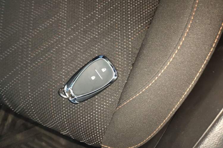 Used Chevrolet Orlando 2019 530T Automatic Luxury Edition (5+2 Seater) – China VI Standard Vehicle Key