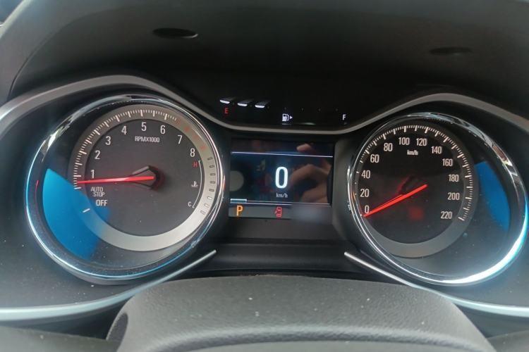 Used Chevrolet Orlando 2020 Mild Hybrid 530T Automatic Enjoyment Edition (5+2 Models) Instrument Cluster