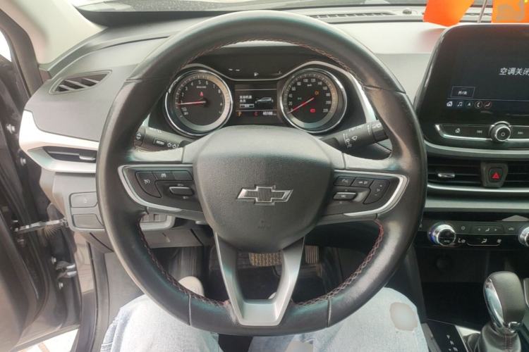 Used Chevrolet Orlando 2020 Light Hybrid Redline 530T Automatic Enjoyment Edition (5+2 Models) Steering Wheel