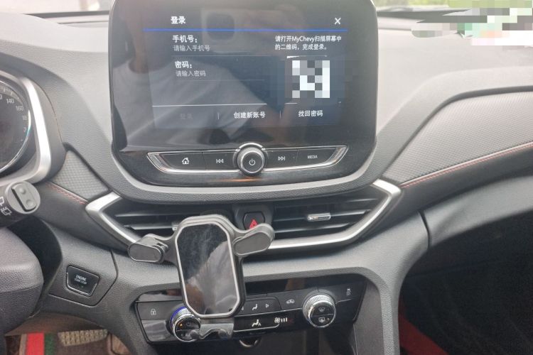 Used Chevrolet Orlando 2020 Light Hybrid Redline 530T Automatic Enjoyment Edition (5+2 Models) Audio And AC Panel
