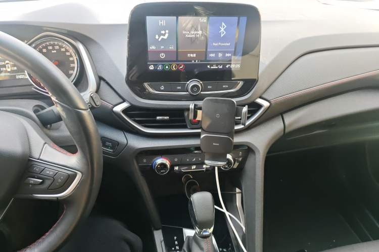Used Chevrolet Orlando 2020 Light Hybrid Redline 530T Automatic Enjoyment Edition (5+2 Models) Audio And AC Panel