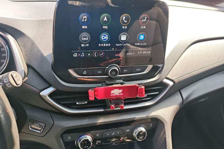 Used Chevrolet Orlando 2020 Light Hybrid Redline 530T Automatic Enjoyment Edition (5+2 Models) Audio And AC Panel