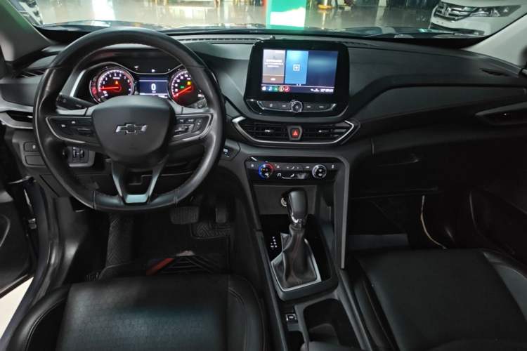 Used Chevrolet Orlando 2020 Light Hybrid Redline 530T Automatic Enjoyment Edition (5+2 Models) Center Console