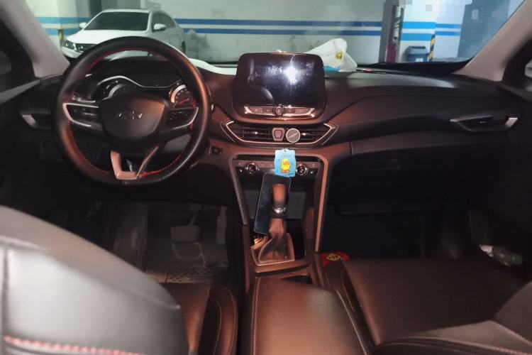 Used Chevrolet Orlando 2020 Light Hybrid Redline 530T Automatic Zhaoxiang Edition (5+2 Models) Center Console