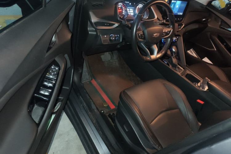 Used Chevrolet Orlando 2020 Light Hybrid Redline 530T Automatic Enjoyment Edition (5+2 Models) Driver Seat