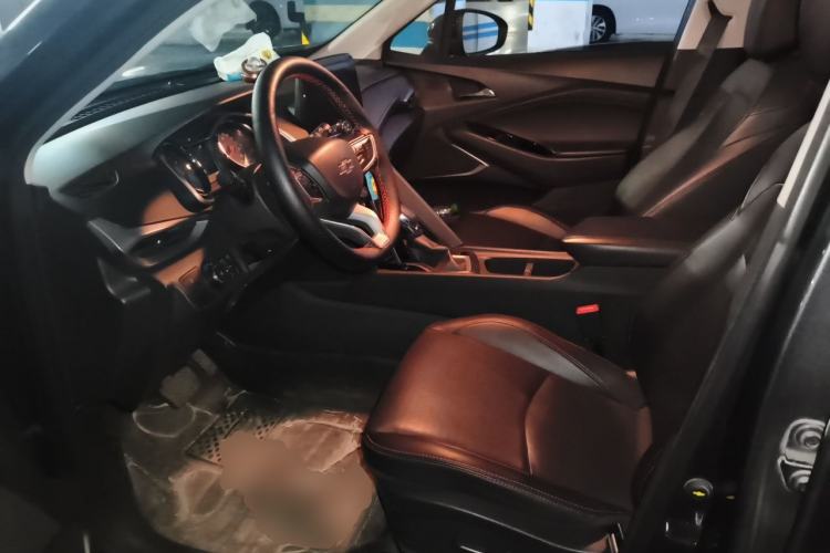 Used Chevrolet Orlando 2020 Light Hybrid Redline 530T Automatic Zhaoxiang Edition (5+2 Models) Driver Seat