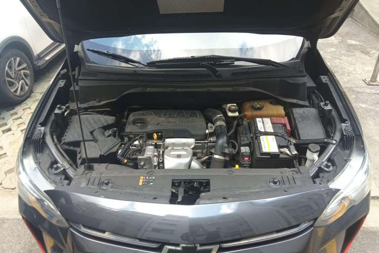 Used Chevrolet Orlando 2020 Light Hybrid Redline 530T Automatic Enjoyment Edition (5+2 Models) Engine Bay