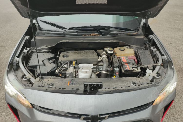 Used Chevrolet Orlando 2020 Light Hybrid Redline 530T Automatic Enjoyment Edition (5+2 Models) Engine Bay