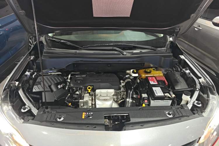 Used Chevrolet Orlando 2020 Light Hybrid Redline 530T Automatic Enjoyment Edition (5+2 Models) Engine Bay