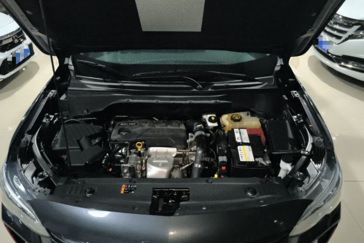 Used Chevrolet Orlando 2020 Light Hybrid Redline 530T Automatic Enjoyment Edition (5+2 Models) Engine Bay