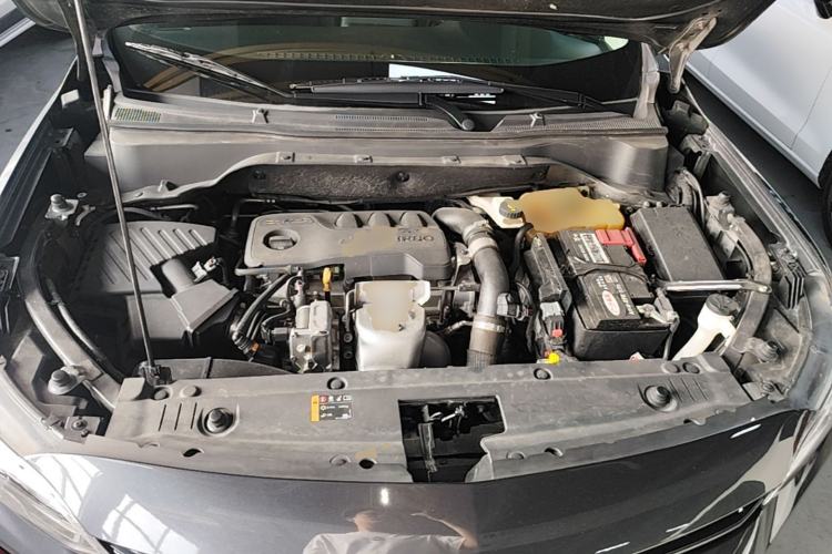 Used Chevrolet Orlando 2020 Light Hybrid Redline 530T Automatic Enjoyment Edition (5+2 Models) Engine Bay
