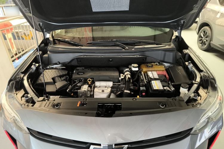 Used Chevrolet Orlando 2020 Light Hybrid Redline 530T Automatic Enjoyment Edition (5+2 Models) Engine Bay