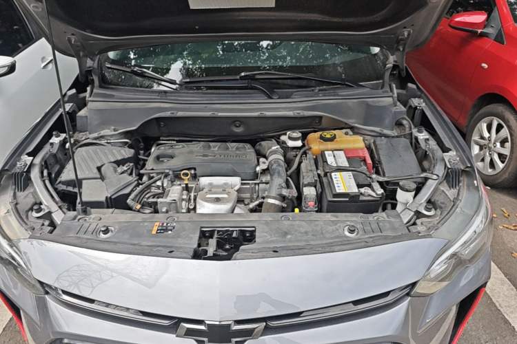 Used Chevrolet Orlando 2020 Light Hybrid Redline 530T Automatic Enjoyment Edition (5+2 Models) Engine Bay
