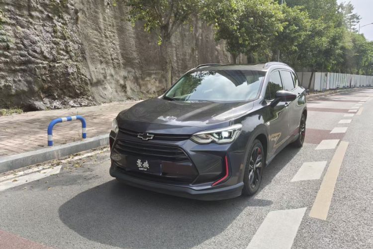 Used Chevrolet Orlando 2020 Light Hybrid Redline 530T Automatic Enjoyment Edition (5+2 Models) Exterior 1