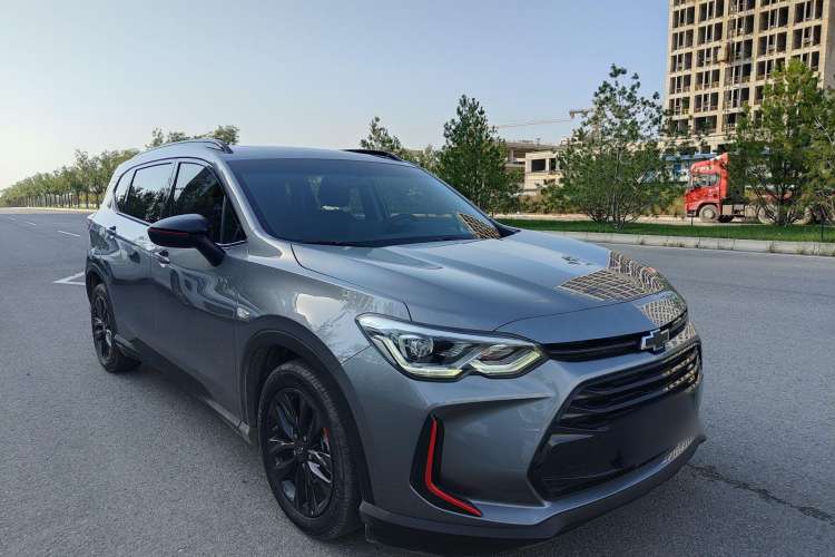 Used Chevrolet Orlando 2020 Light Hybrid Redline 530T Automatic Enjoyment Edition (5+2 Models) Exterior 2