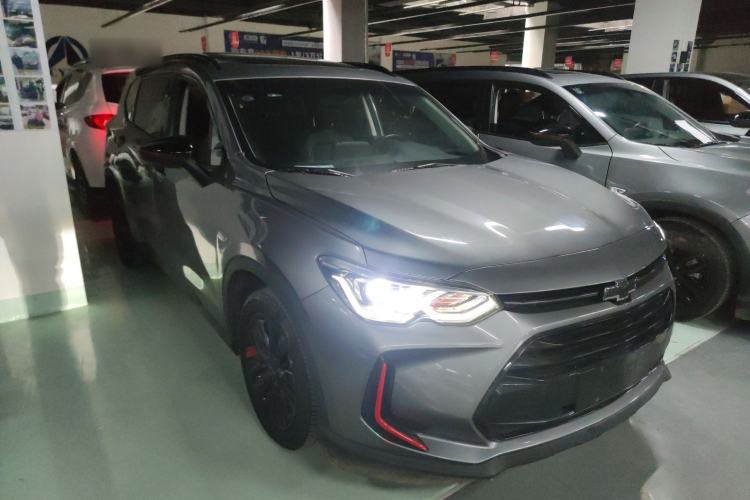 Used Chevrolet Orlando 2020 Light Hybrid Redline 530T Automatic Enjoyment Edition (5+2 Models) Exterior 2