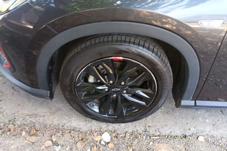 Used Chevrolet Orlando 2020 Light Hybrid Redline 530T Automatic Enjoyment Edition (5+2 Models) Exterior 4