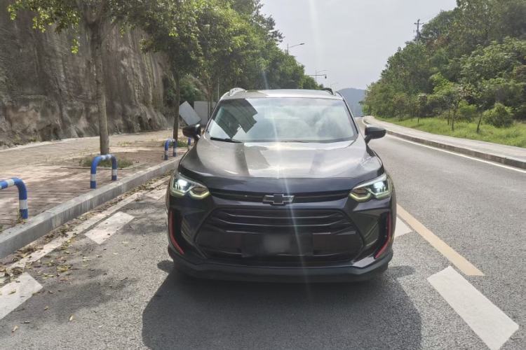 Used Chevrolet Orlando 2020 Light Hybrid Redline 530T Automatic Enjoyment Edition (5+2 Models) Exterior 4