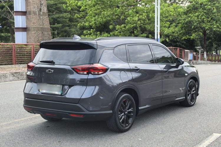 Used Chevrolet Orlando 2020 Light Hybrid Redline 530T Automatic Enjoyment Edition (5+2 Models) Exterior 4