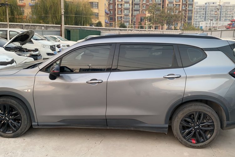 Used Chevrolet Orlando 2020 Light Hybrid Redline 530T Automatic Enjoyment Edition (5+2 Models) Exterior 5