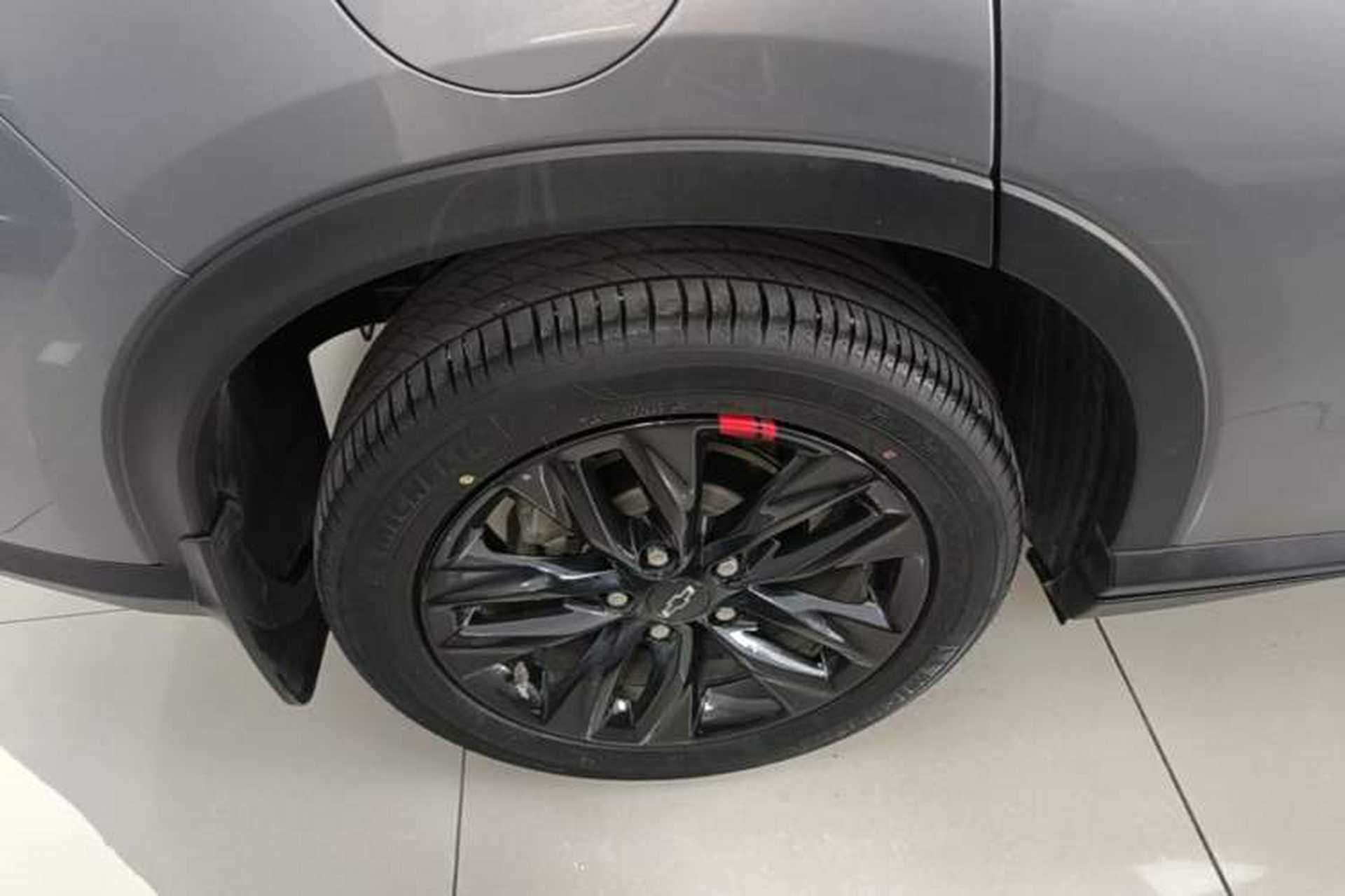 Used Chevrolet Orlando 2020 Light Hybrid Redline 530T Automatic Enjoyment Edition (5+2 Models) Exterior 5
