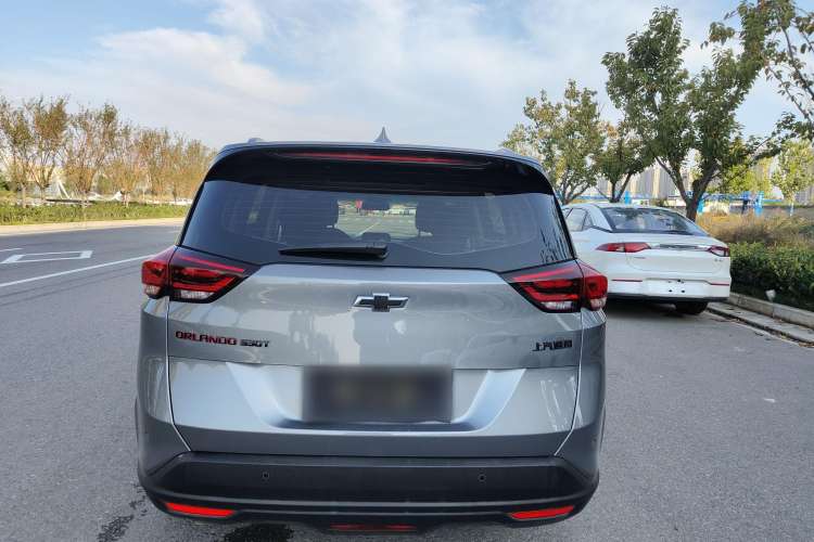 Used Chevrolet Orlando 2020 Light Hybrid Redline 530T Automatic Enjoyment Edition (5+2 Models) Exterior 6