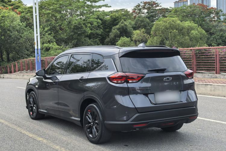 Used Chevrolet Orlando 2020 Light Hybrid Redline 530T Automatic Enjoyment Edition (5+2 Models) Exterior 7