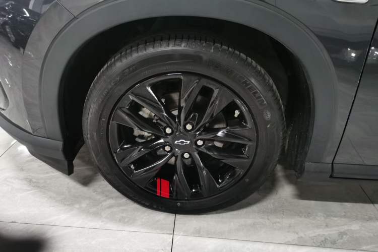 Used Chevrolet Orlando 2020 Light Hybrid Redline 530T Automatic Enjoyment Edition (5+2 Models) Exterior 7