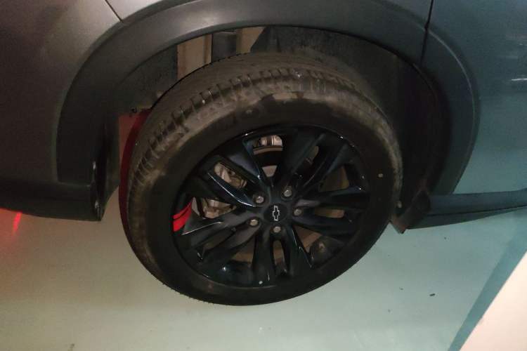 Used Chevrolet Orlando 2020 Light Hybrid Redline 530T Automatic Enjoyment Edition (5+2 Models) Exterior 8