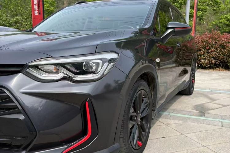 Used Chevrolet Orlando 2020 Light Hybrid Redline 530T Automatic Enjoyment Edition (5+2 Models) Exterior 8