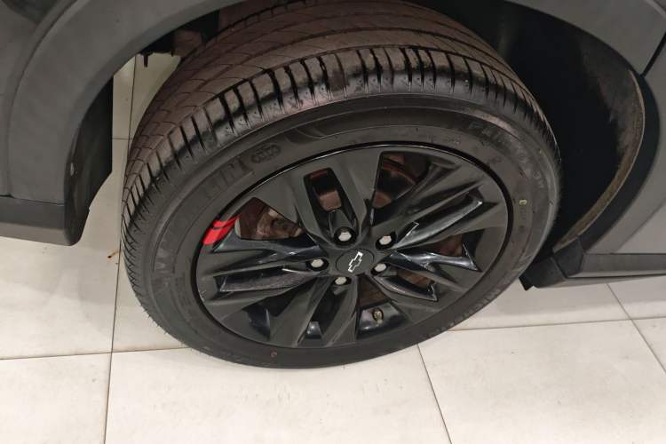 Used Chevrolet Orlando 2020 Light Hybrid Redline 530T Automatic Enjoyment Edition (5+2 Models) Exterior 8