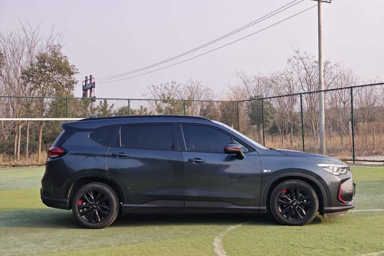Used Chevrolet Orlando 2020 Light Hybrid Redline 530T Automatic Enjoyment Edition (5+2 Models) Exterior 9