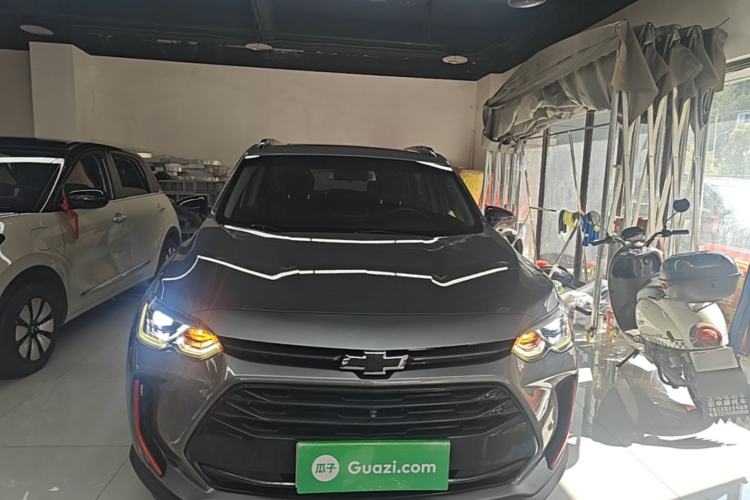 Used Chevrolet Orlando 2020 Light Hybrid Redline 530T Automatic Enjoyment Edition (5+2 Models) Front